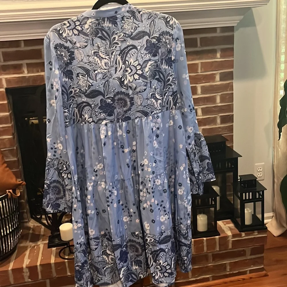 Noracora BoHo dress Blue floral print/ half button down.Size:M Loose fit. NWT - Picture 3 of 9